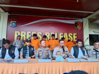 Sembilan Orang Pelaku Begal CURAS di Kota Pekanbaru ditangkap di wilayah hukum Polsek Tampan Polrest